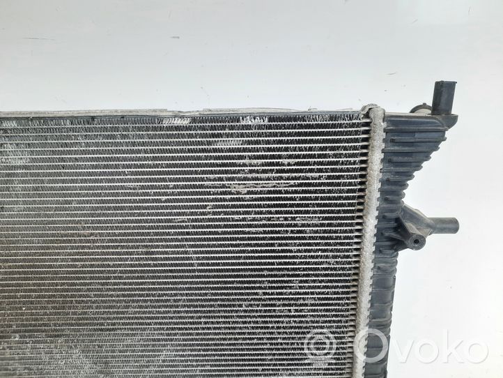 Volkswagen Touran II Dzesēšanas šķidruma radiators 5K0121251S