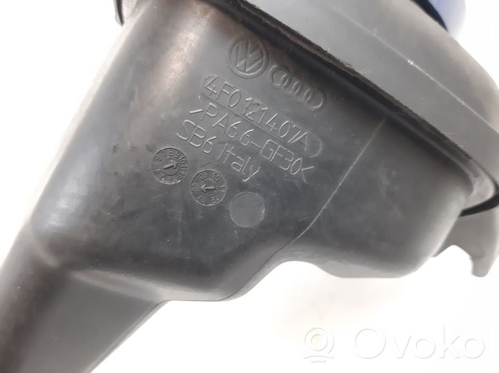 Audi RS6 C6 Zbiornik wyrównawczy chłodziwa 4F0121407A