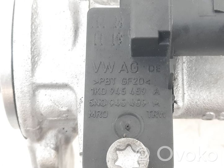 Audi Q3 8U Główny cylinder hamulca 10287727