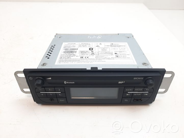 Renault Trafic III (X82) Radio/CD/DVD/GPS-pääyksikkö 281150572R