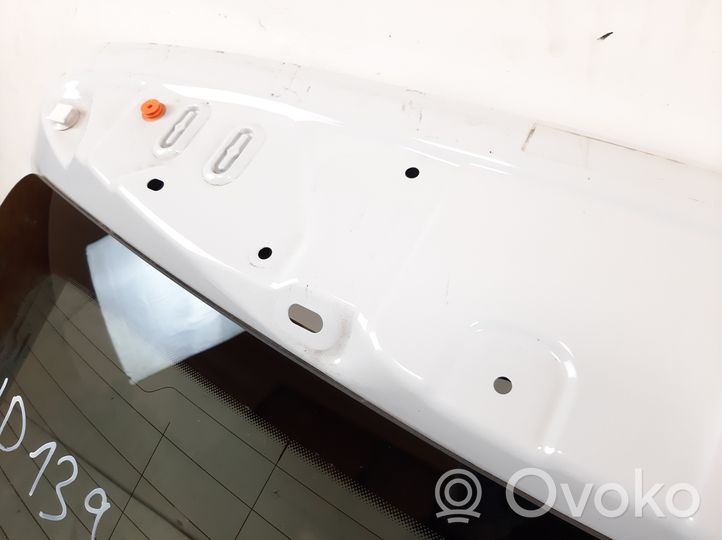 Audi Q2 - Tailgate/trunk/boot lid 