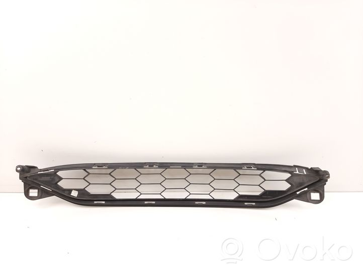 Honda HR-V Front bumper lower grill 71103T7JH000