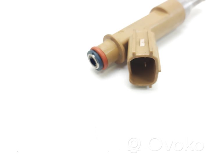 Toyota Prius+ (ZVW40) Injecteur de carburant 138283003