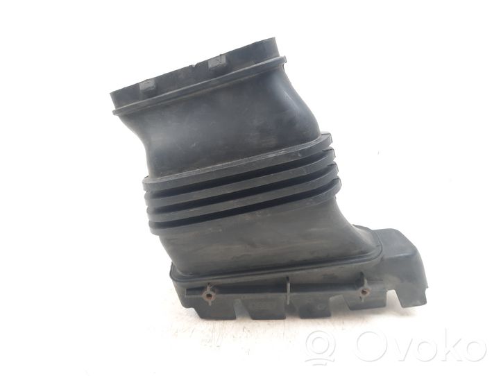 Audi RS6 C6 Parte del condotto di aspirazione dell'aria 4F0129906A