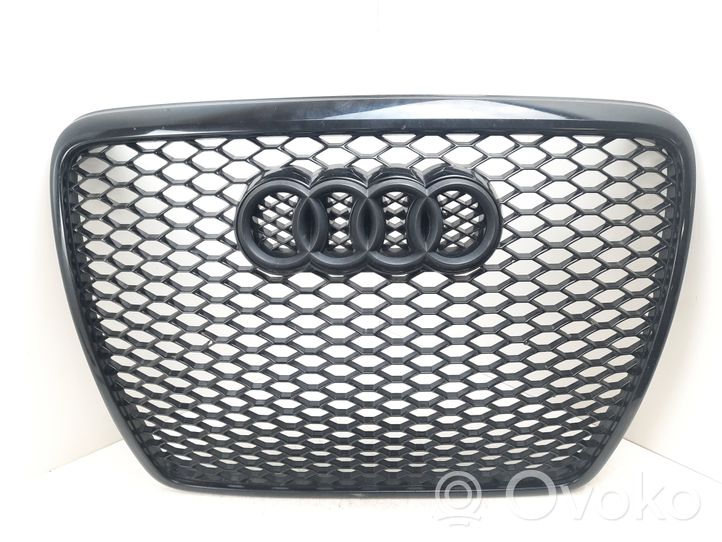 Audi RS6 C6 Griglia superiore del radiatore paraurti anteriore 4F0853651AL