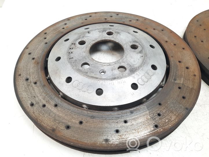 Audi RS6 C6 Tarcza hamulca tylnego 4F0615601H