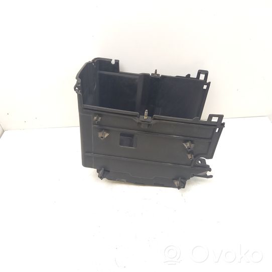 Mazda 3 I Support boîte de batterie BP4K56040