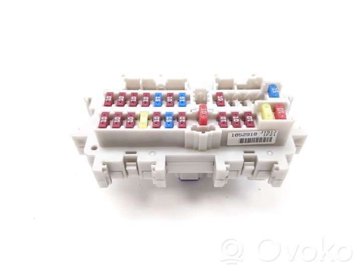 Nissan Navara D40 Fuse module 1052918