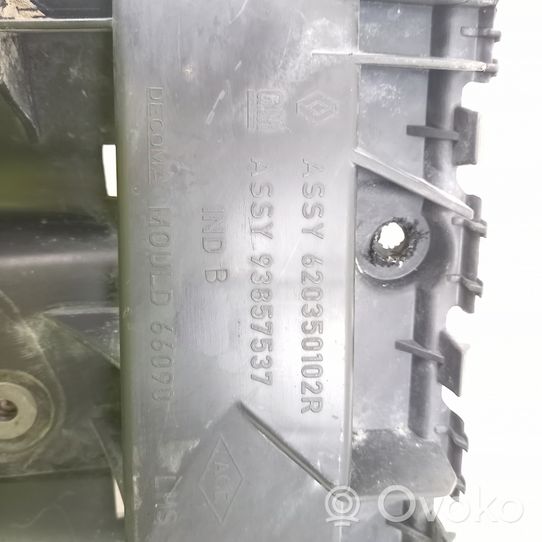 Nissan Primastar Uchwyt / Mocowanie zderzaka przedniego 93857537