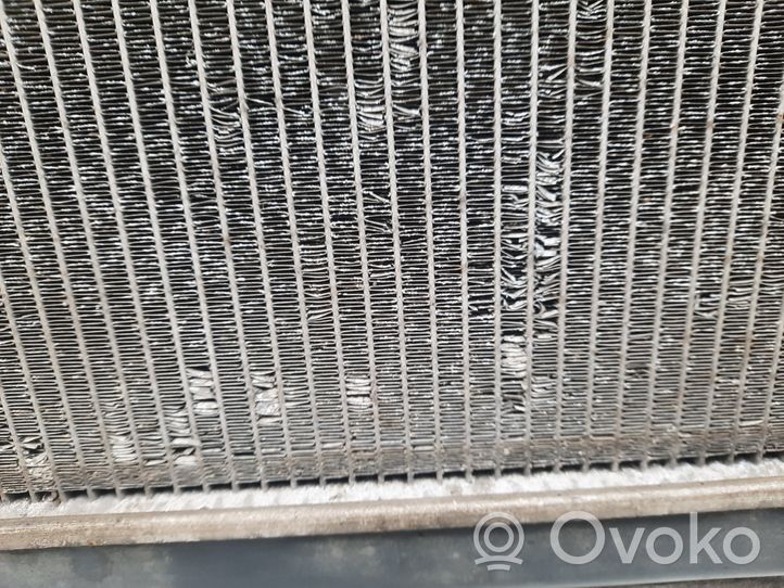 Toyota Avensis Verso Set del radiatore 4221724291