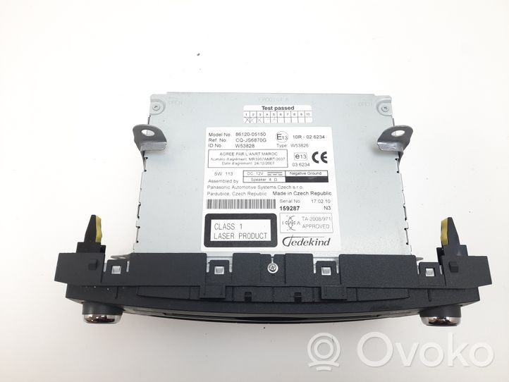 Toyota Avensis T270 Panel / Radioodtwarzacz CD/DVD/GPS 8612005150