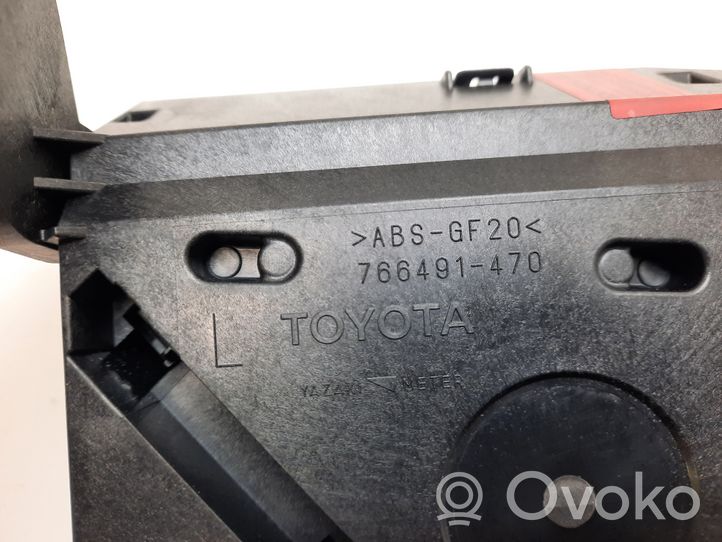 Toyota Prius+ (ZVW40) HUD-näyttö 8310847041