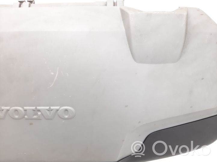 Volvo V70 Moottorin koppa 30757158
