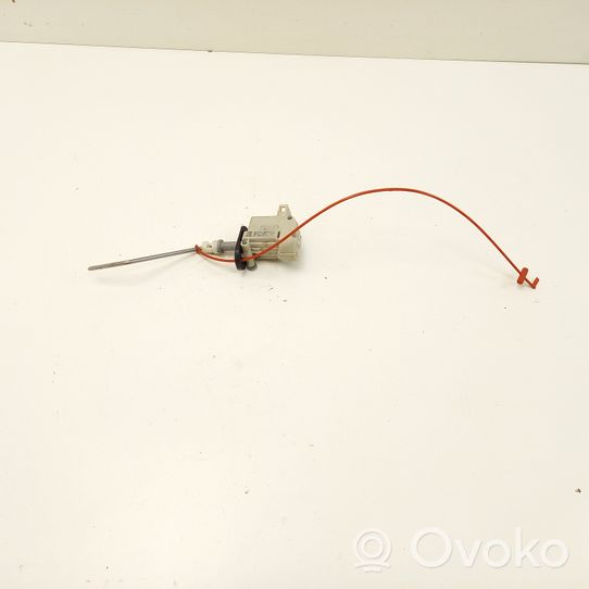 Audi A3 S3 8P Fuel tank cap lock motor 8P4862153