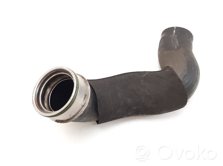 Mercedes-Benz B W245 Tube d'admission de tuyau de refroidisseur intermédiaire A1695280482