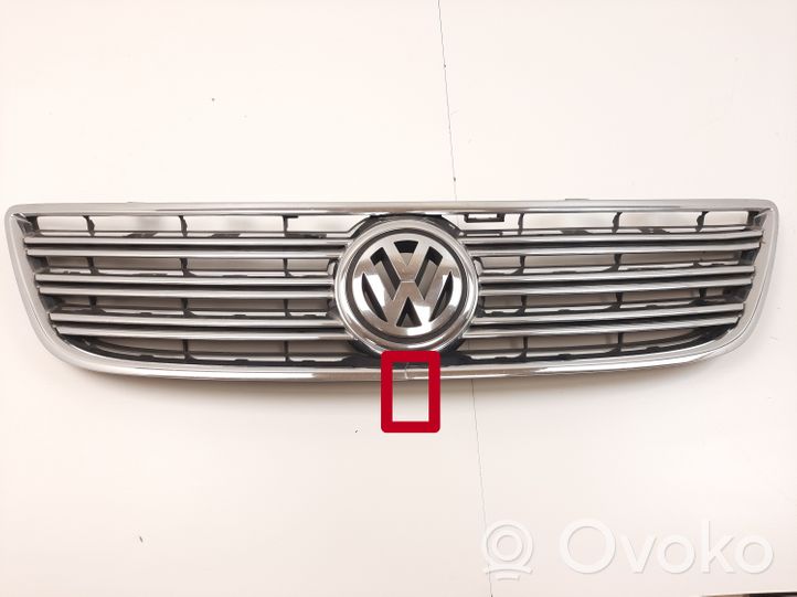 Volkswagen Phaeton Griglia superiore del radiatore paraurti anteriore 