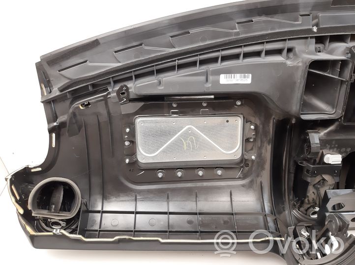 Mercedes-Benz ML W164 Panelė A1646800387