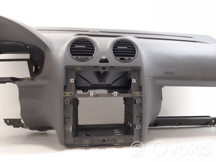 Volkswagen Caddy Deska rozdzielcza 2K1858295C