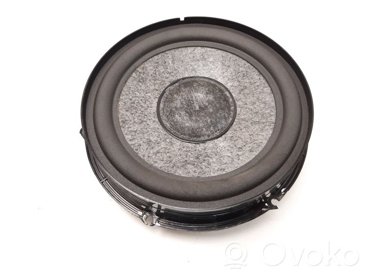 Volkswagen Touareg I Rear door speaker 