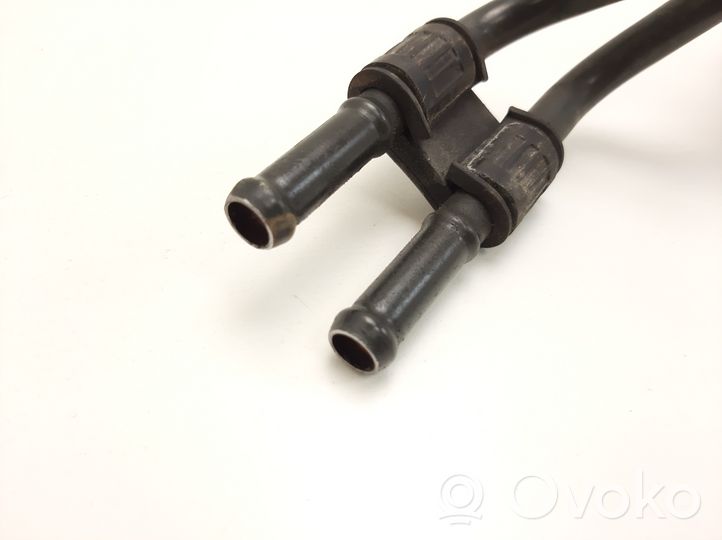 Subaru Forester SJ Tuyau d'alimentation conduite de carburant 