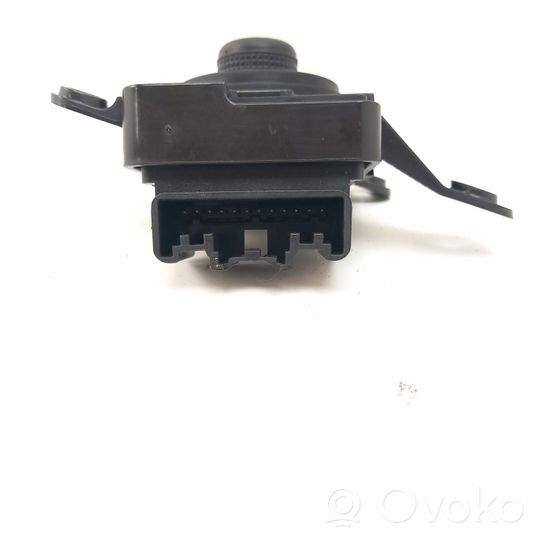 Chevrolet Orlando Wing mirror switch 13296440