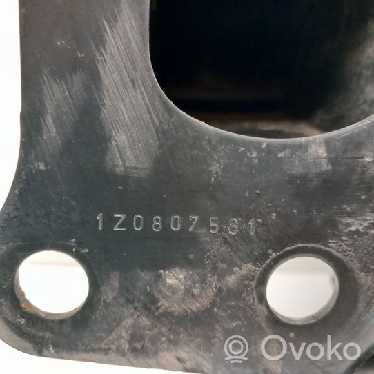 Skoda Octavia Mk2 (1Z) Kit frontale 1K0121251AT