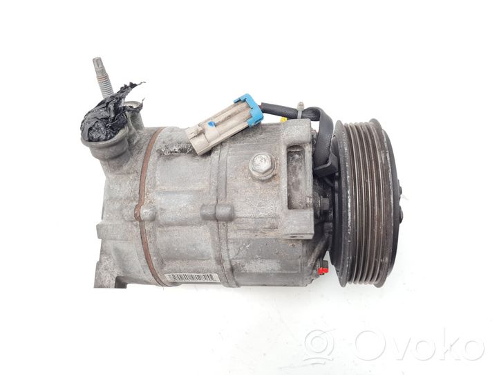 Fiat Freemont Ilmastointilaitteen kompressorin pumppu (A/C) 68084281AE