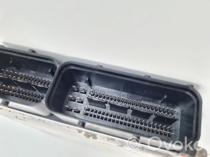 Volkswagen Amarok Sterownik / Moduł ECU 03L906019FC