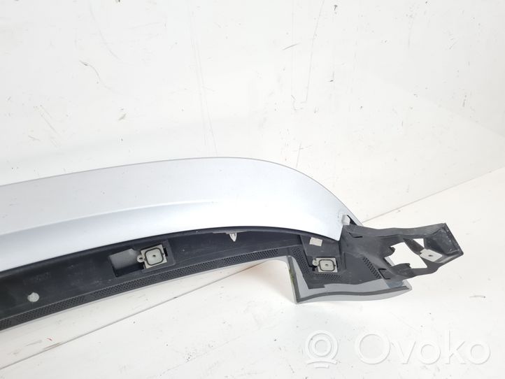 BMW 2 F46 Becquet de coffre 7349464