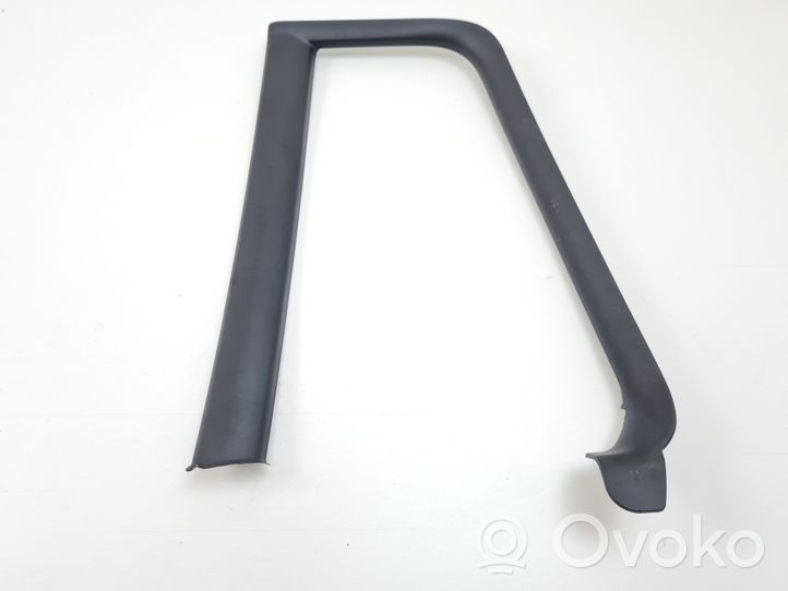 BMW 2 F46 Rivestimento modanatura del vetro della portiera posteriore 7332984