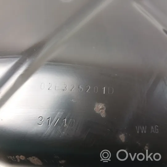 Audi A4 S4 B7 8E 8H Miska olejowa skrzyni biegów 02E325201D