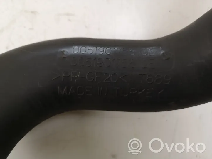 Opel Combo D Tube d'admission de tuyau de refroidisseur intermédiaire 0051901755