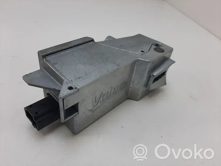 Ford Mondeo MK IV Verrouillage du volant 7G913F880