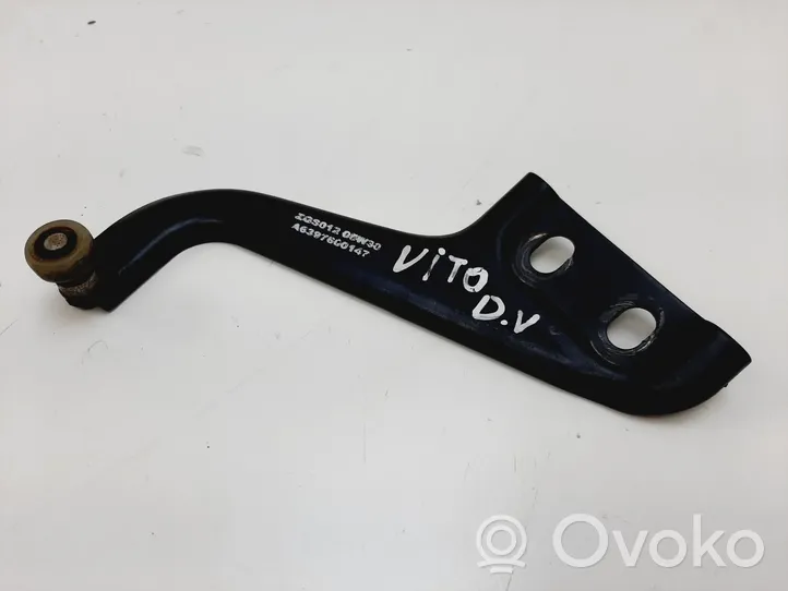 Mercedes-Benz Vito Viano W639 Guida/cerniera superiore del rullo del portellone scorrevole A6397600147