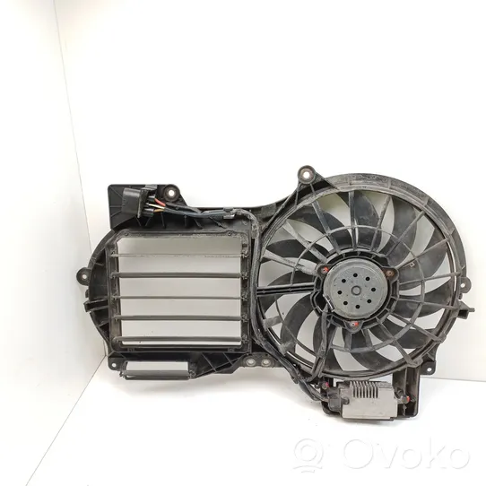 Audi A6 S6 C6 4F Ventilatore di raffreddamento elettrico del radiatore 4F0121003