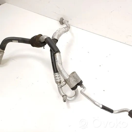 Audi A5 8T 8F Air conditioning (A/C) pipe/hose 8K1260712B