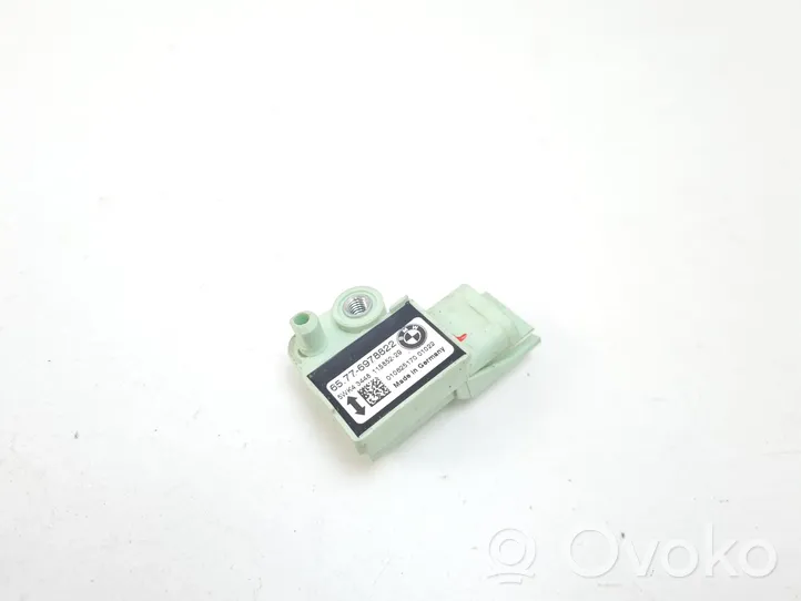 BMW 5 E60 E61 Airbagsensor Crashsensor Drucksensor 6978822