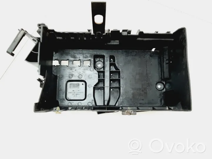 Chevrolet Orlando Vassoio scatola della batteria 13354419