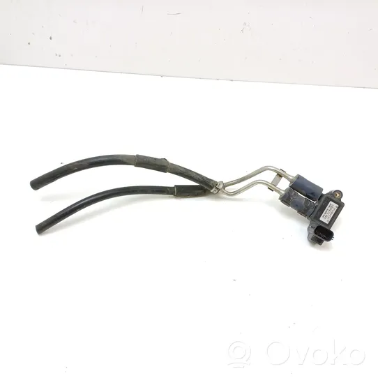 Ford Mondeo MK IV Sensore di pressione dei gas di scarico AV615L200AA