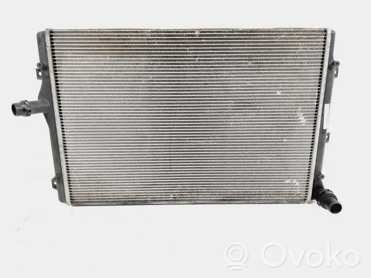 Audi A3 S3 8P Radiateur de refroidissement 1K0121251N