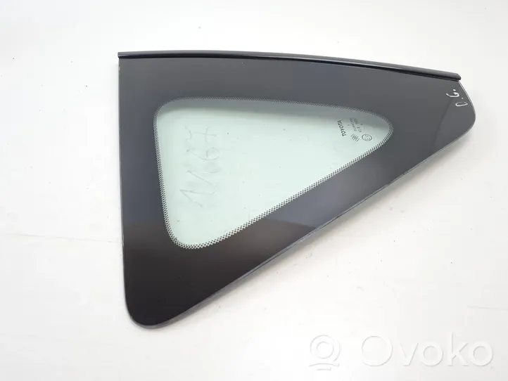 Toyota Verso Fenêtre latérale avant / vitre triangulaire 756410F010