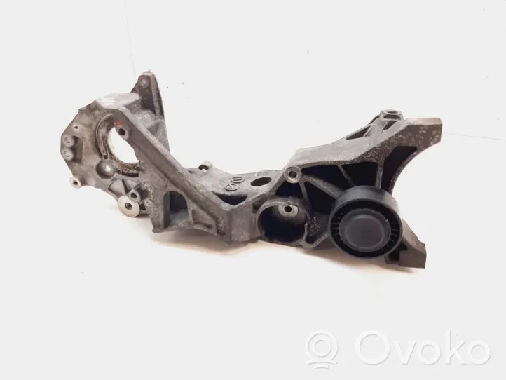 Audi A6 S6 C7 4G Support de générateur / alternateur 03L903143R