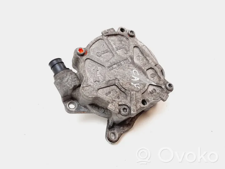 Volkswagen Golf VI Vacuum pump 03L145100