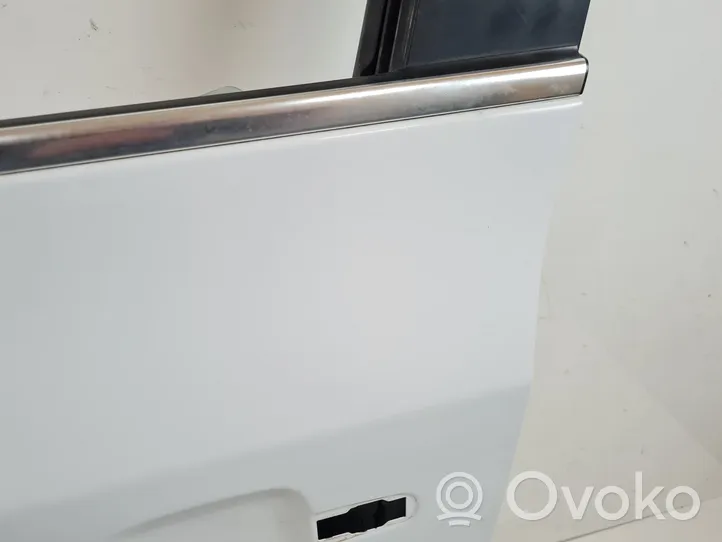 Chevrolet Orlando Front door 