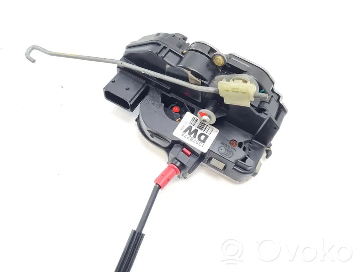 Chevrolet Orlando Front door lock 13578275