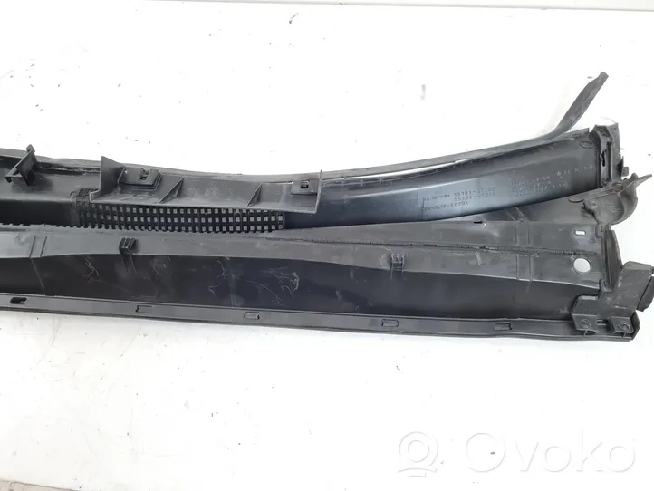 Toyota Prius (XW50) Garniture d'essuie-glace 5578147200