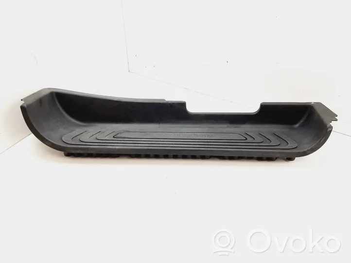 Mercedes-Benz Vito Viano W447 Copertura del rivestimento del sottoporta anteriore A4476801506