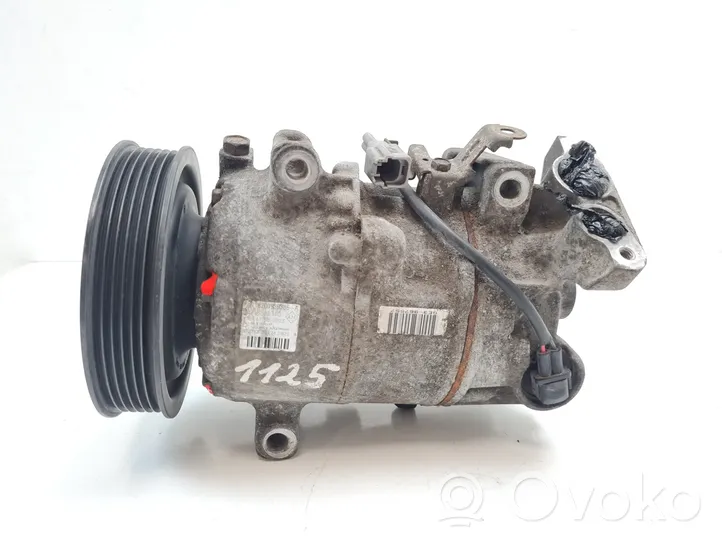 Renault Megane III Air conditioning (A/C) compressor (pump) 8200939386A