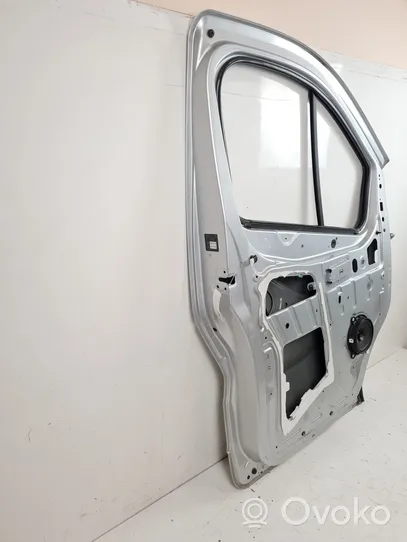 Renault Trafic III (X82) Drzwi przednie 