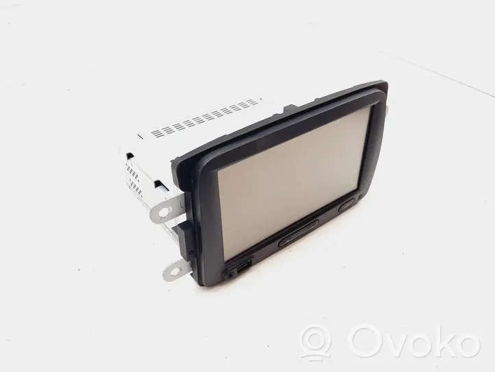 Renault Trafic III (X82) Radio/CD/DVD/GPS head unit 281155653R